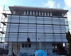 園舎壁画制作(武内祐人氏)