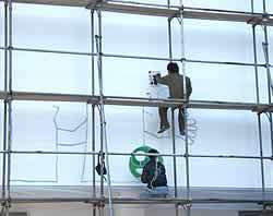 園舎壁画制作(武内祐人氏)