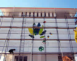 園舎壁画制作(武内祐人氏)