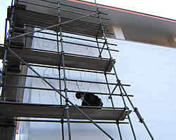 園舎壁画制作(武内祐人氏)