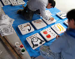 園舎壁画制作(武内祐人氏)