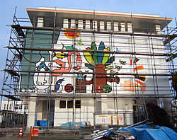 園舎壁画制作(武内祐人氏)